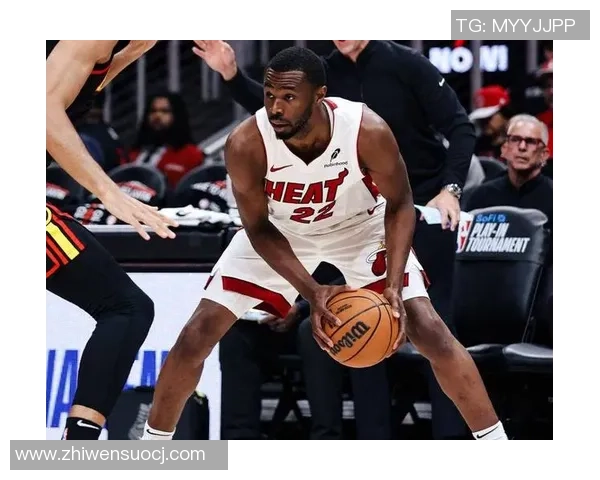 2013年圣诞大战热火与雷霆的激情对决回顾与精彩瞬间分析 2013年圣诞大战热火与雷霆的激情对决回顾与精彩瞬间分析